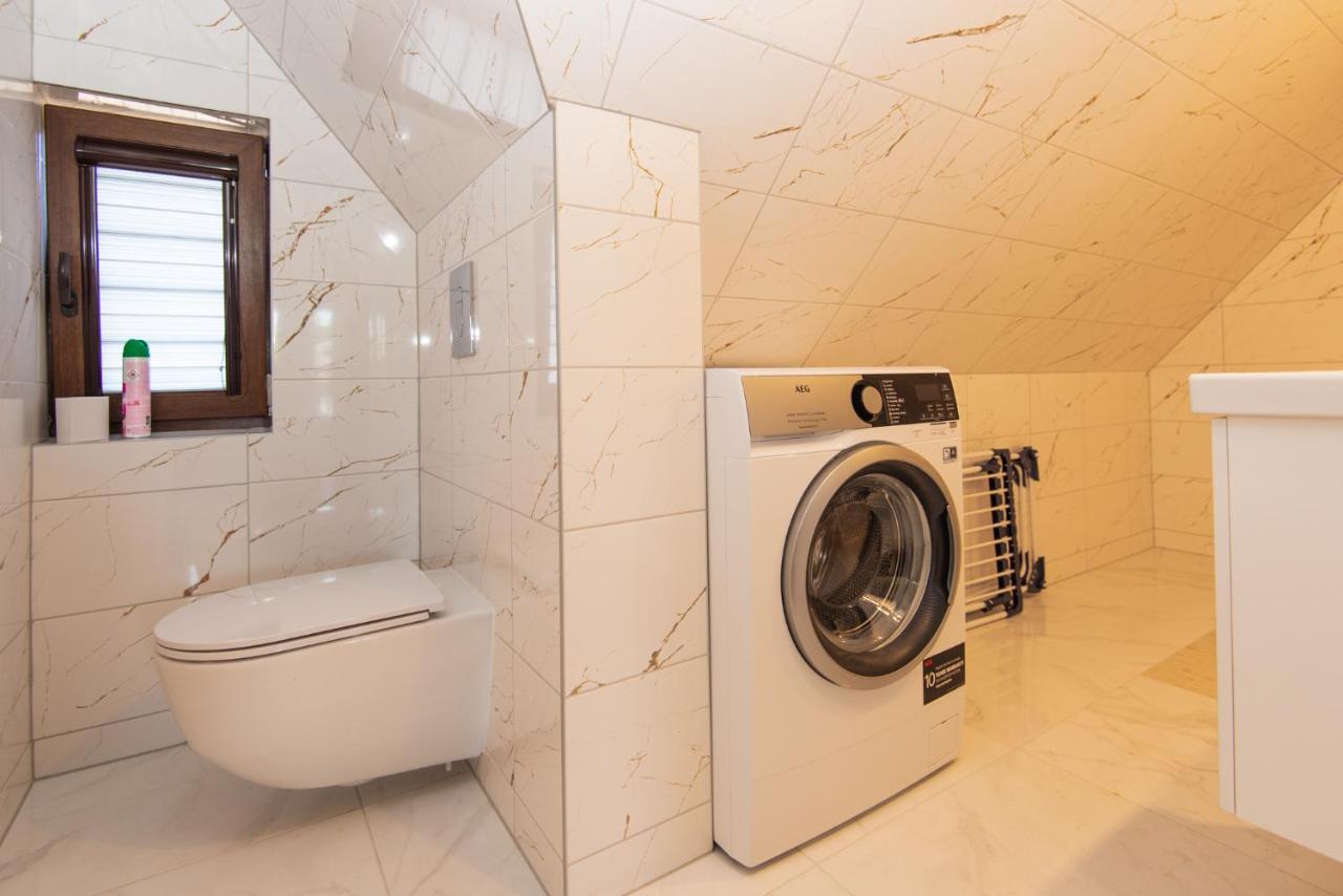 Apartamentai Pas Kaju Senamiestyje Salia Botanikos Parko Palanga Bagian luar foto