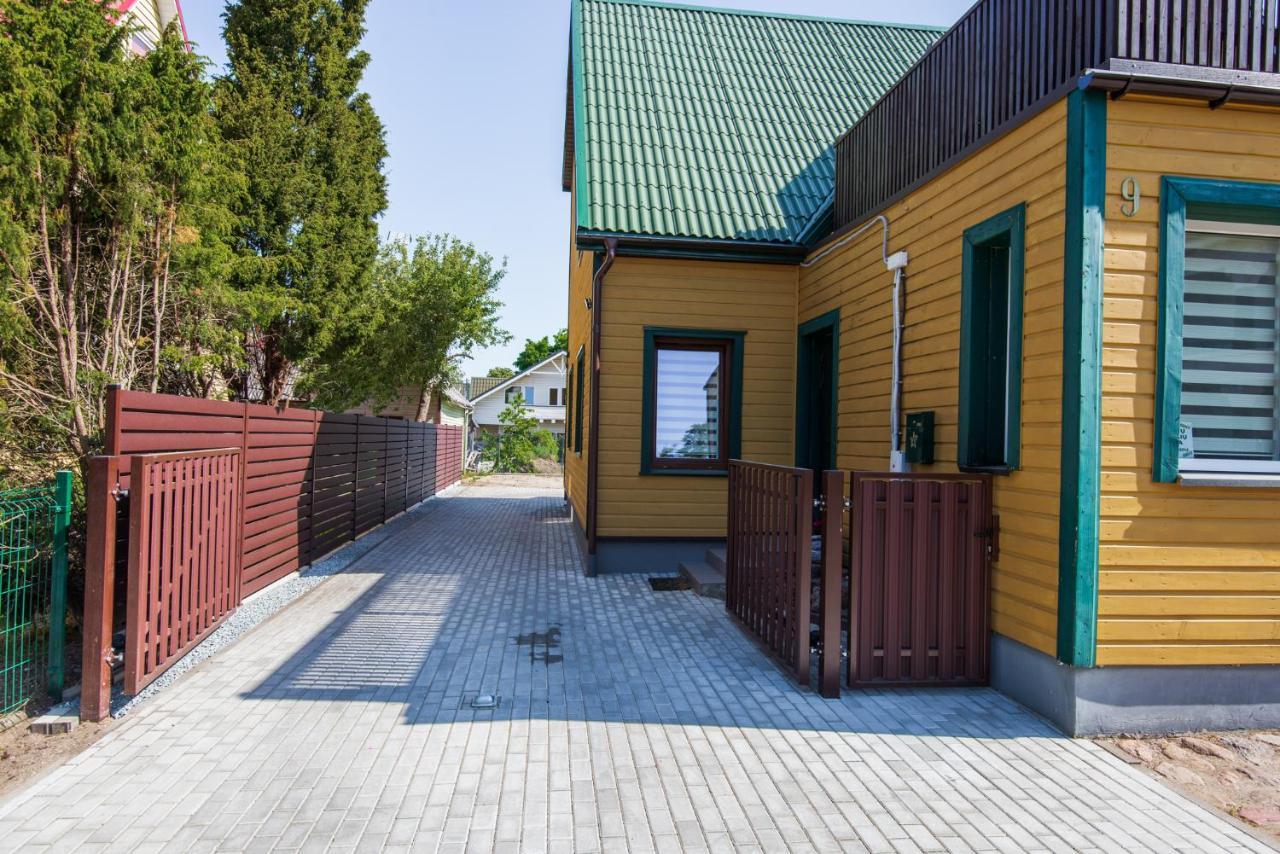 Apartamentai Pas Kaju Senamiestyje Salia Botanikos Parko Palanga Bagian luar foto