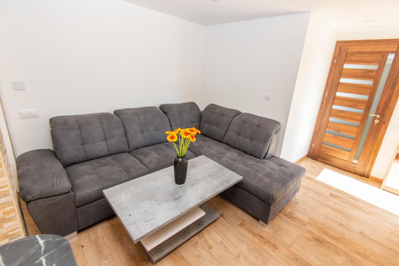 Apartamentai Pas Kaju Senamiestyje Salia Botanikos Parko Palanga Bagian luar foto